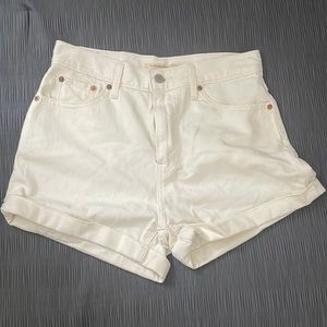 Levi Shorts cream/White